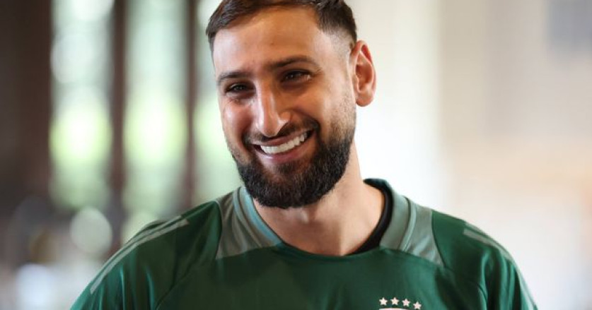 Gianluigi Donnarumma Kenakan Nomor Langka di Man City yang Belum Pernah Dipakai di Premier League