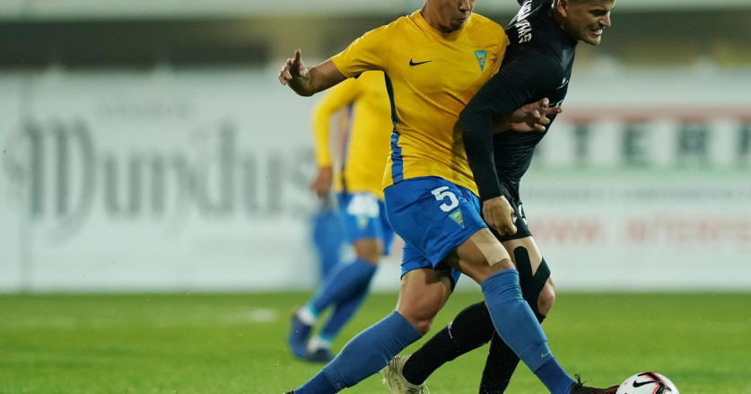 Prediksi dan Tips Pertandingan Estoril Praia vs Alverca | 27 Desember 2025