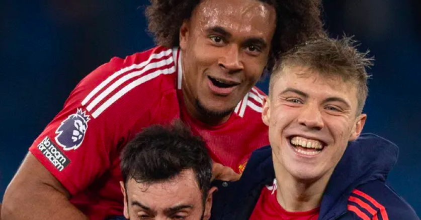 Napoli Incar Penyerang Manchester United