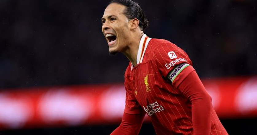 Arne Slot Temukan Alternatif Virgil van Dijk untuk Liverpool