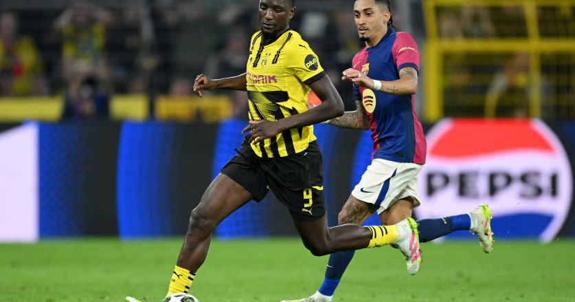 Atmosfer Luar Biasa di St. James' Park Sebelum Laga Newcastle vs Barcelona