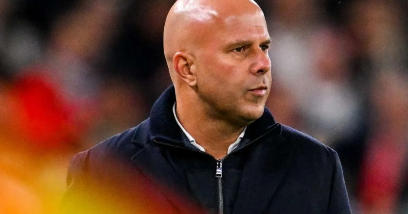 Arne Slot Klarifikasi Situasi Mohamed Salah di Liverpool