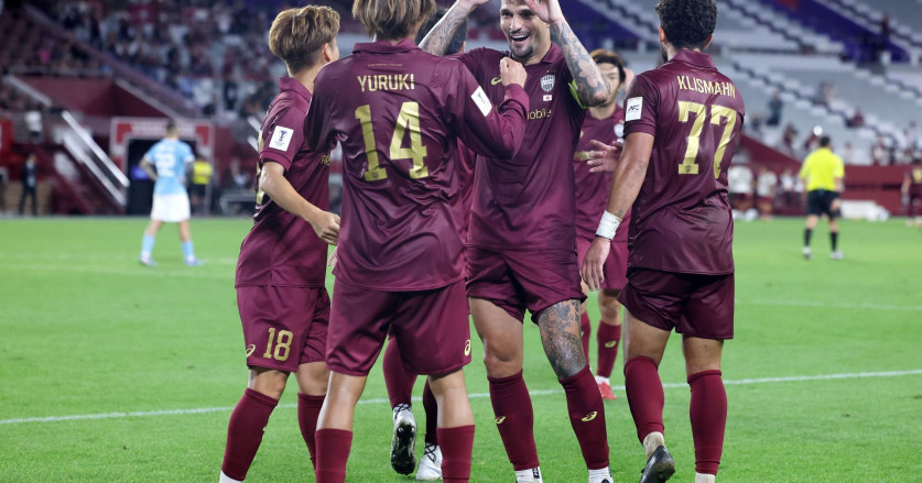 Prediksi Pertandingan Shanghai Shenhua vs Vissel Kobe | 26 November 2025