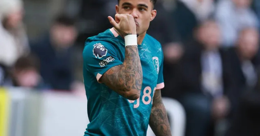 Rumor Transfer Terbaru: Justin Kluivert, Douglas Luiz, Nicolas Kuhn