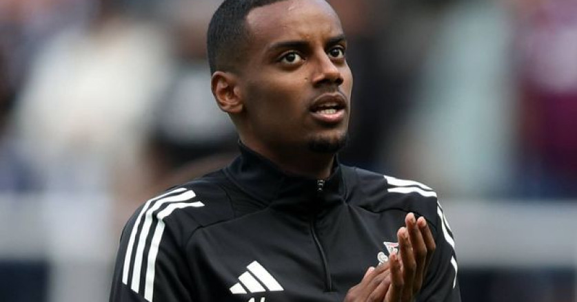 Arne Slot Bikin Keputusan Mengejutkan tentang Pemain Liverpool yang Ingin Pergi