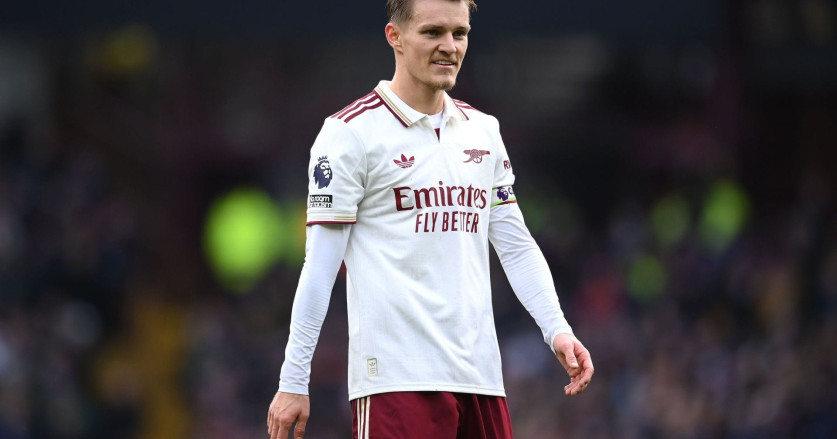 Prediksi Pertandingan Arsenal vs Aston Villa | 30 Desember 2025