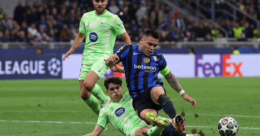 Tuduhan Baru Terhadap Szymon Marciniak dari Staf Barcelona Memanaskan Konflik UEFA