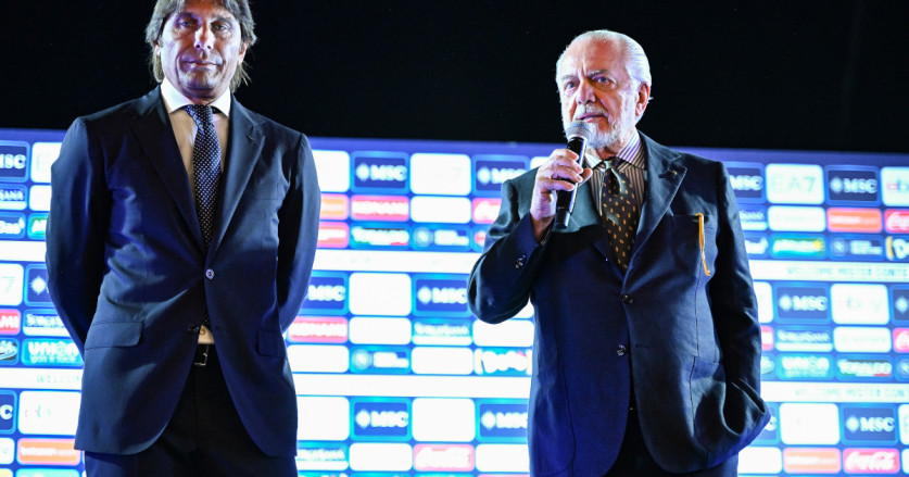 Sikap Pemilik De Laurentiis Ini yang Bikin Conte Bertahan di Napoli, Juventus Putar Otak Lagi