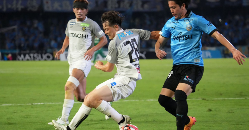 Prediksi Pertandingan Kashiwa Reysol vs Kawasaki Frontale | 12 Oktober 2025