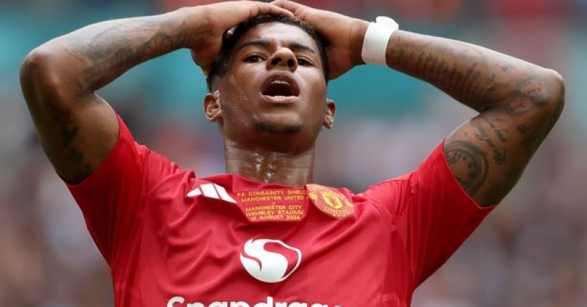 Marcus Rashford Mendapat Kritikan Keras Saat Bela Aston Villa Lawan Liverpool
