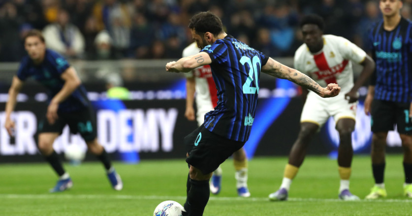 Calhanoglu Absen di Laga Serie A Berikutnya, Inter Harap Bastoni Pulih