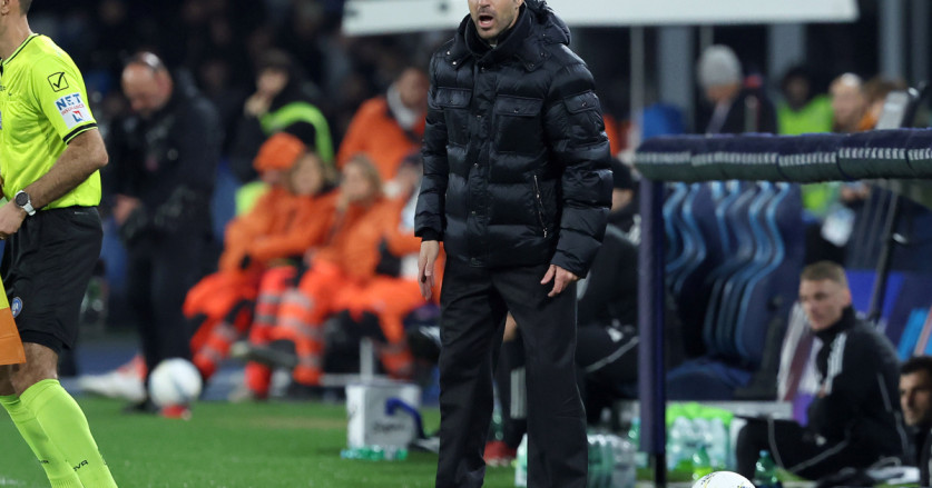 Fabregas Berbagi Pengalaman Berharga untuk Como Hadapi Napoli